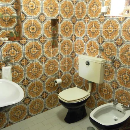 Hostel Lemon Tree *
